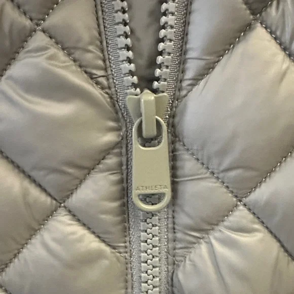 Athleta whisper featherless Olive Green jacket - Picture 4 of 8